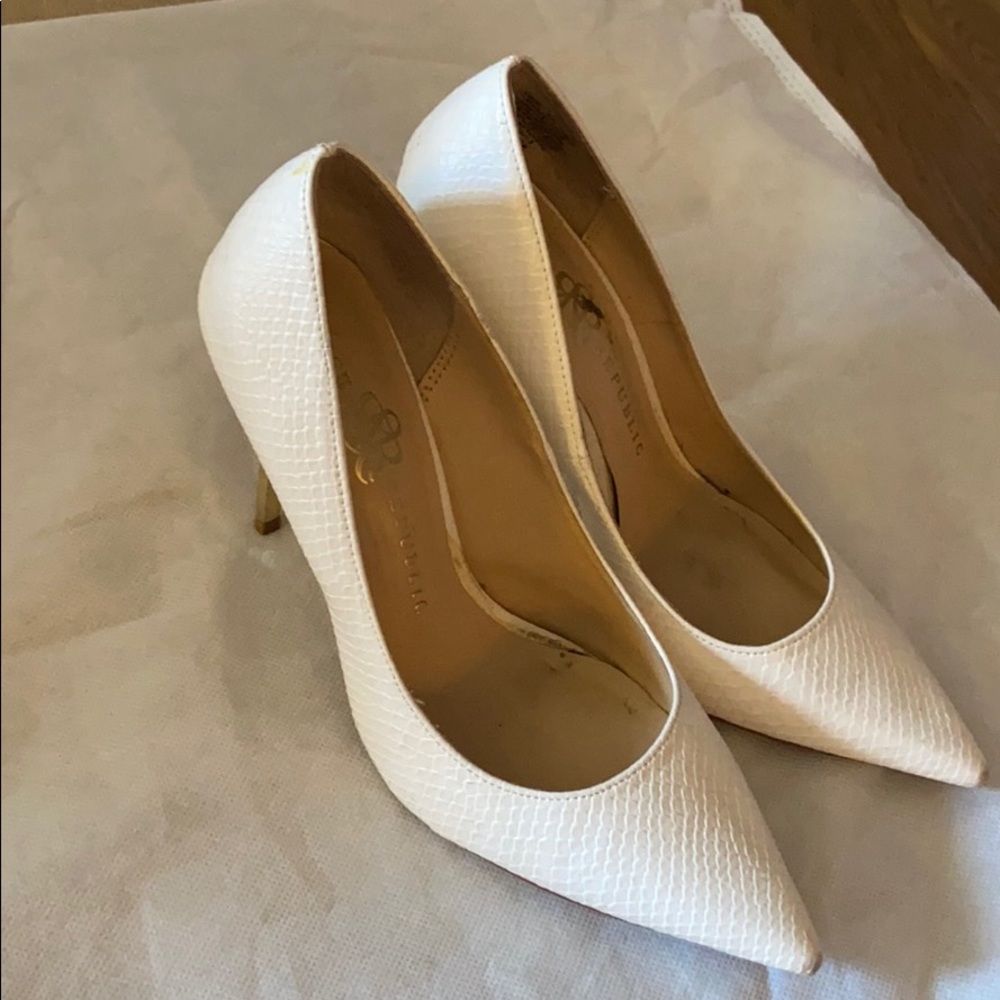 Pre-love shoes